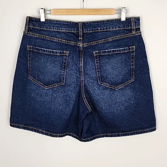 Love Culture Distressed Denim High Waist Dark Denim Blue Jean Shorts Size 11 - Picture 2 of 13